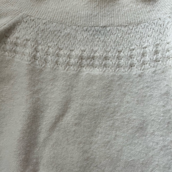 Anthropologie Women’s Ivory Wool Off-Shoulder Ruffle-Edge Sweater Size M - Picture 15 of 16